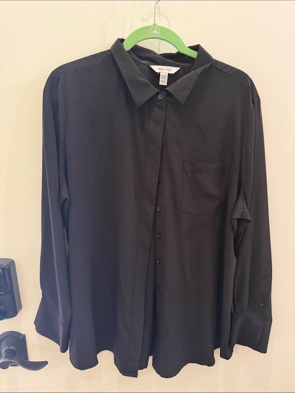 Women’s Nine West Black Button-Front Dress Shirt NWOT